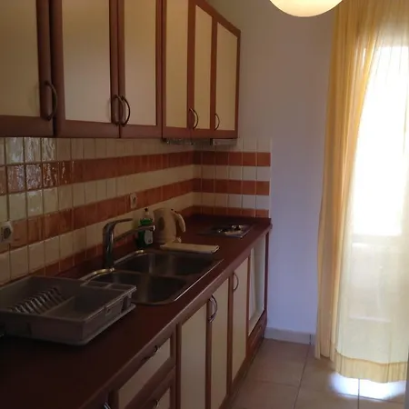 Antonia Aparthotel 2*